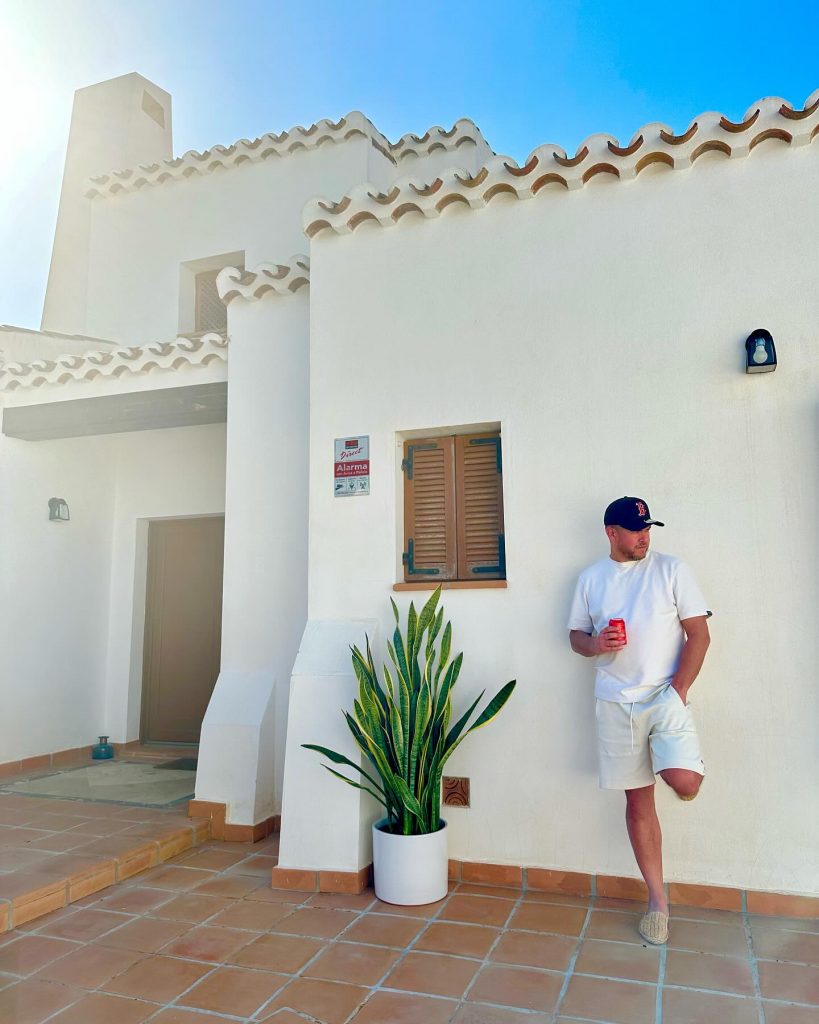 Meet one of the owners of Casa Kamari, James Thomas